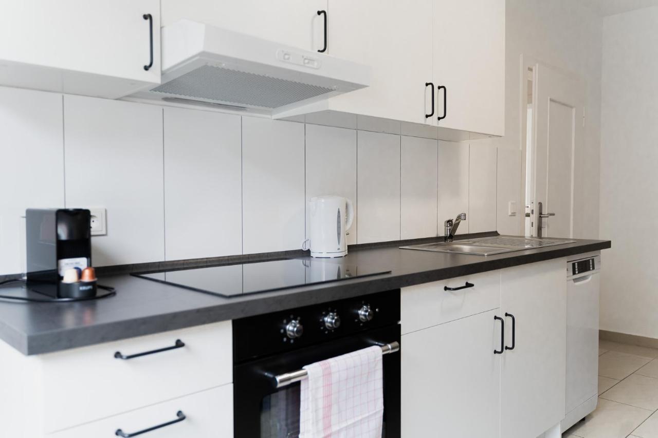 Gemuetliche & Individuelle Ferienwohnungen In Krefeld - Junik Apartments Eksteriør bilde