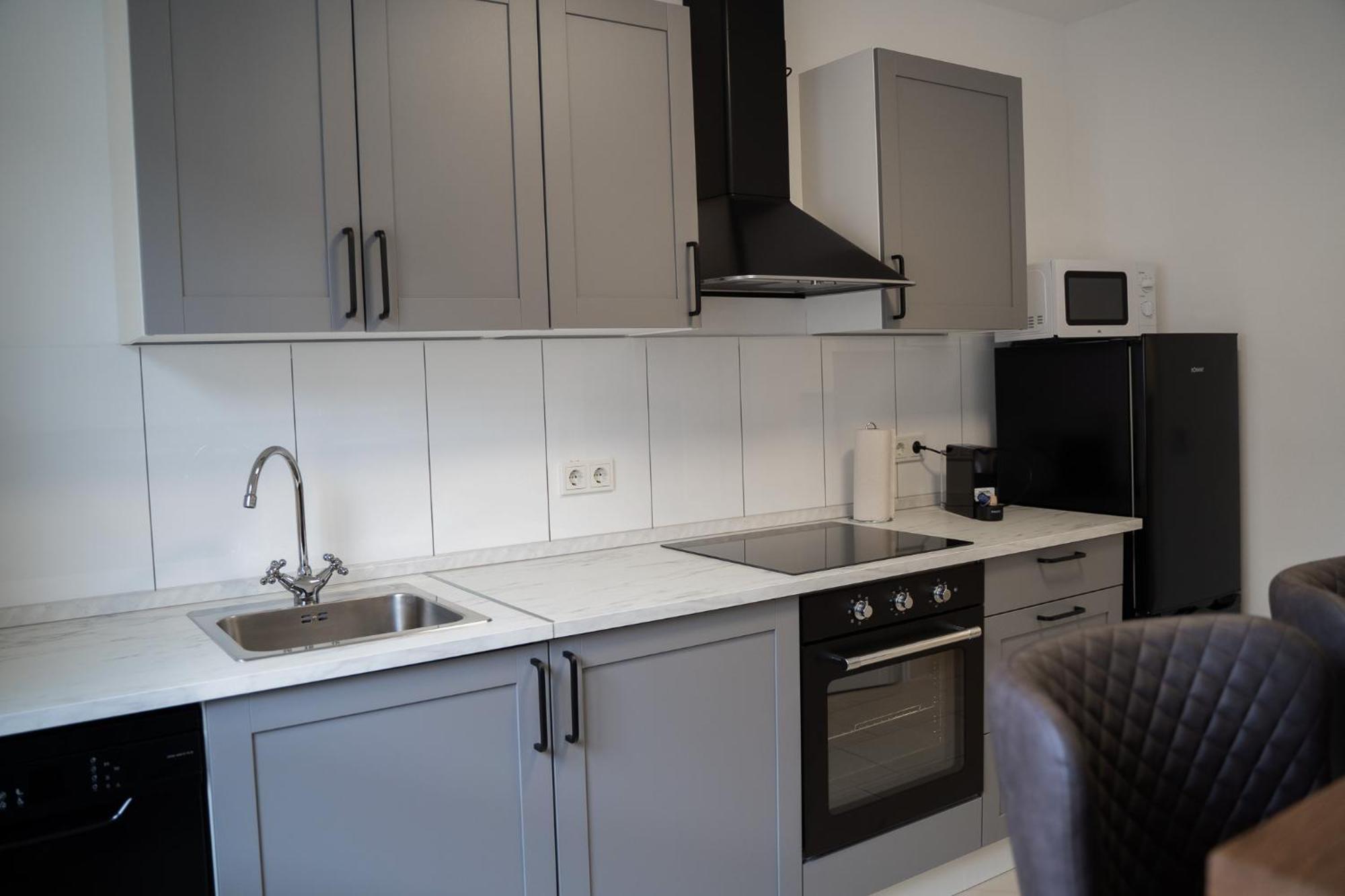 Gemuetliche & Individuelle Ferienwohnungen In Krefeld - Junik Apartments Eksteriør bilde
