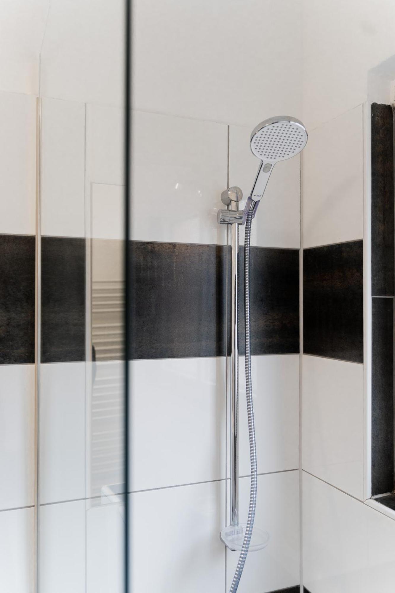 Gemuetliche & Individuelle Ferienwohnungen In Krefeld - Junik Apartments Rom bilde